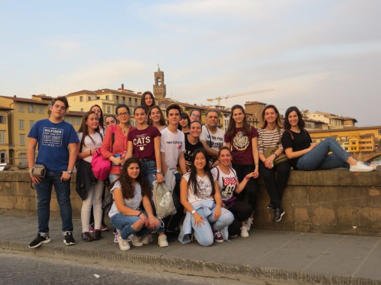 Jóvenes de nuestra parroquia en Loppiano